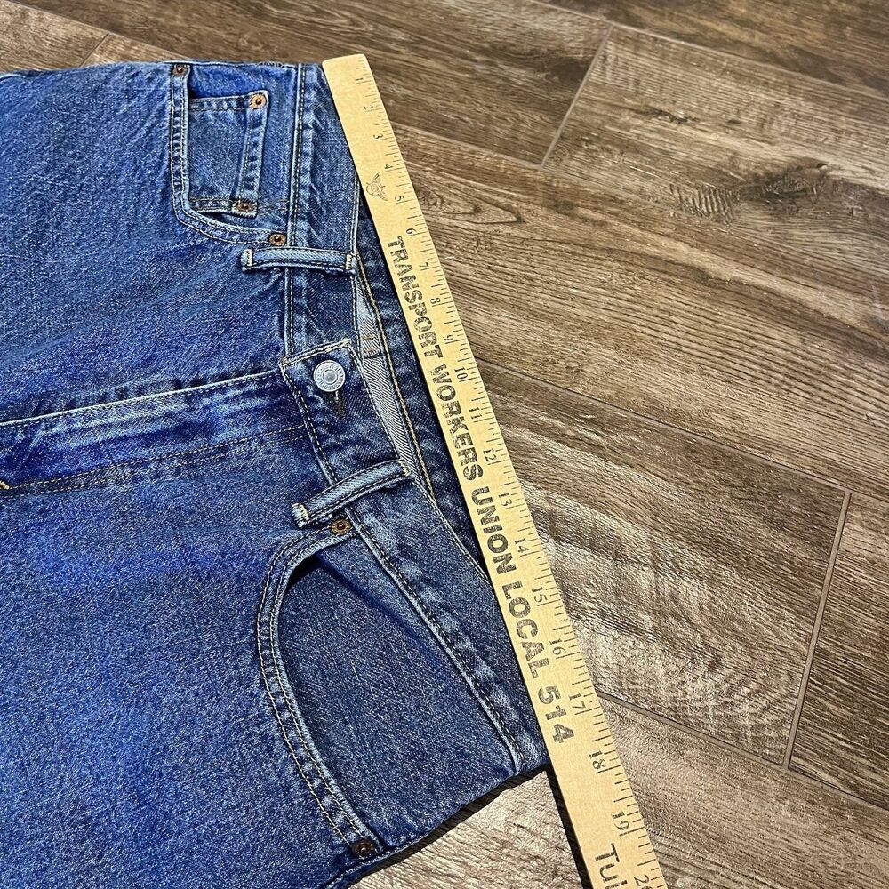 Levi's 505 Regular Fit Shorts Men 36 Medium Wash Jorts Y2K Cotton Denim Baggy - Picture 4 of 8